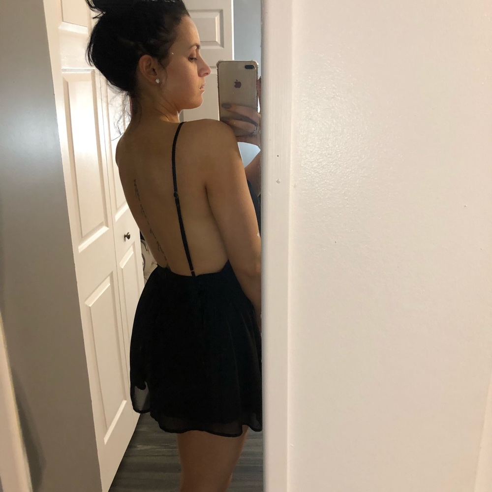 Black open back romper - Picture 4 of 5